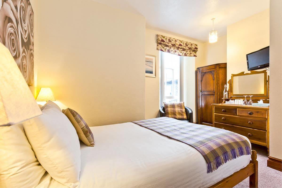 3 Cambridge Villas Ембълсайд Екстериор снимка